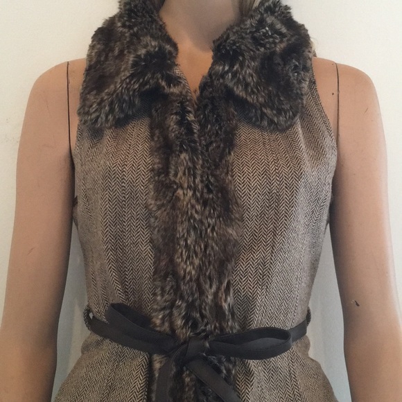 Beautiful Brn/Crm Herringbone Faux Fur Vest - Picture 2 of 7